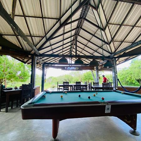 Yala Ying Yang Hostel & Camping Екстер'єр фото