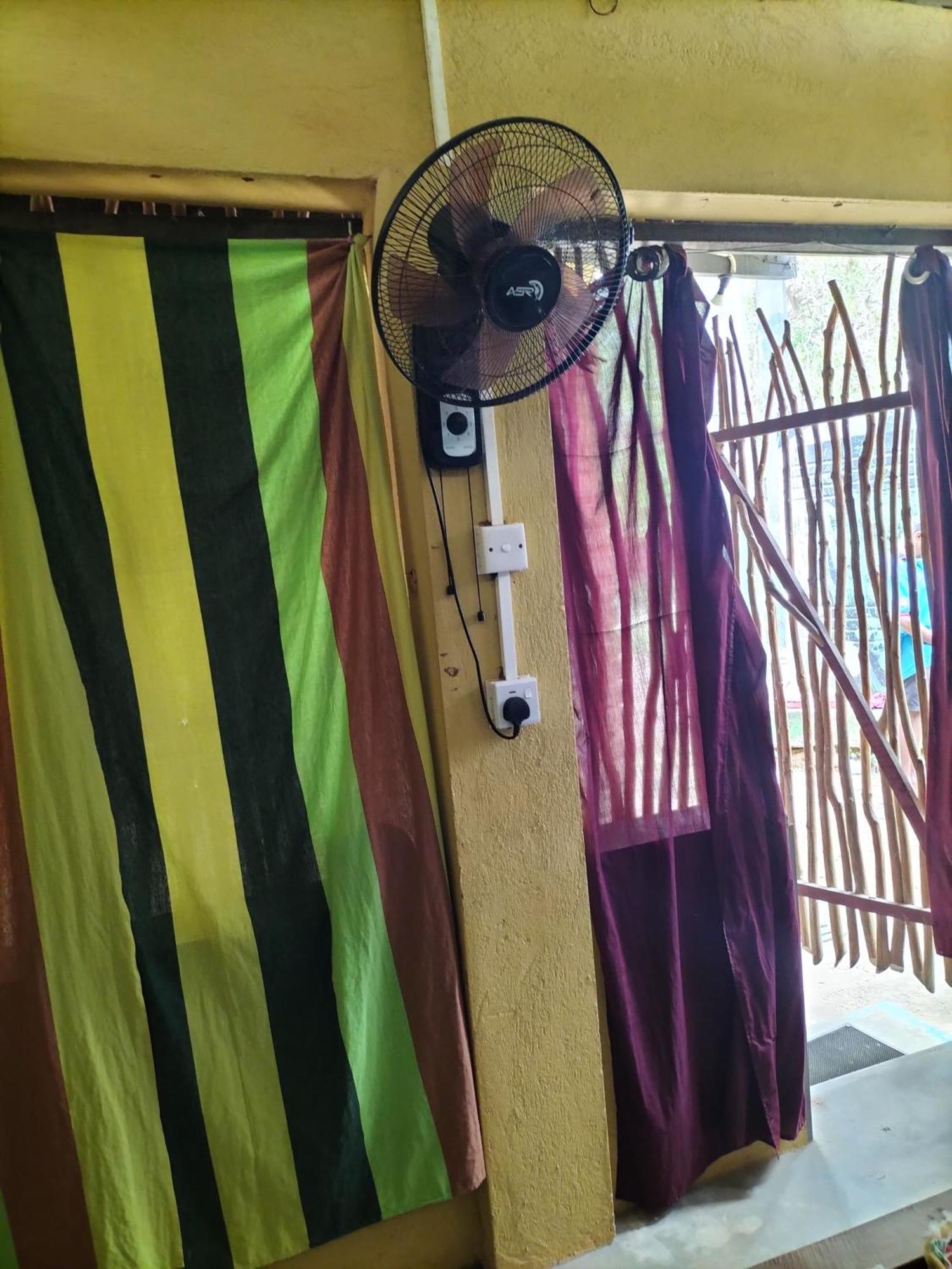 Yala Ying Yang Hostel & Camping Екстер'єр фото